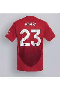 Fotbalové Dres Manchester United Luke Shaw #23 Domácí Oblečení 2024-25 Krátký Rukáv